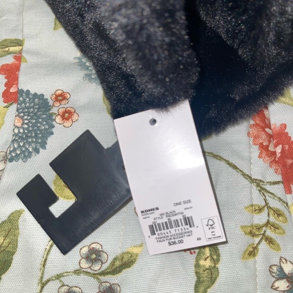 Black Fuzzy / Fur Bucket Hat - Picture 5 of 8